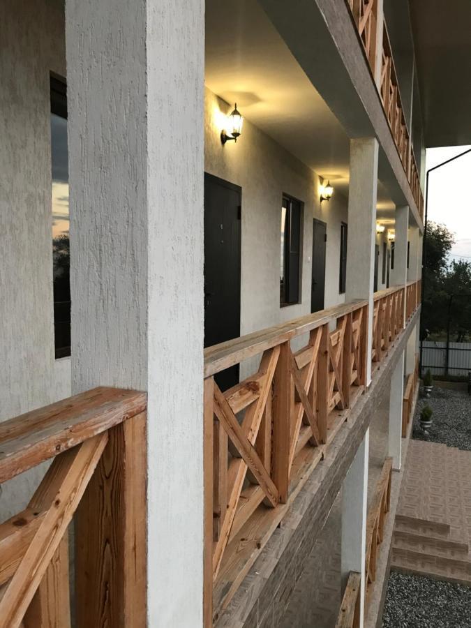 Guest House Dana ピツンダ エクステリア 写真